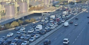Bu yollarda tıxac var - SİYAHI