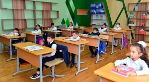 Bəzi məktəblərdə dərslər başladı 