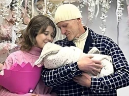 Rusiya raketinin şərəfinə qızlarına \"Oreşnik\" adını QOYDULAR