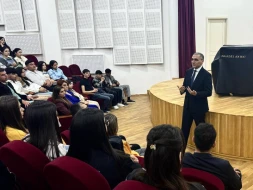 \"Xankəndiyə ən böyük köç Qarabağ Universiteti tələbələrinin simasında reallaşıb\" - Şahin Bayramov