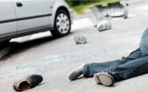 15 yaşlı oğlanı avtomobil vuraraq öldürdü