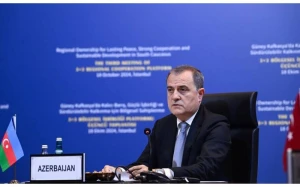 Ceyhun Bayramov “3+3”ün iclasında çıxış etdi