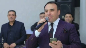 Xanəndə efirdə ata olacağını öyrəndi - VİDEO