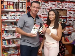 Vasif ADA-da oxuyan qızına bu maşından alacaq - 660 bal yığıb (FOTO)