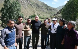 Prezident İlham Əliyev və Mehriban Əliyeva Kəlbəcər sakinləri ilə görüşüblər - FOTOLAR