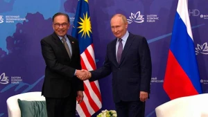 Putin Malayziyanın Baş naziri ilə görüşdü