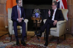 Britaniya və İrlandiya Baş nazirləri görüşdü