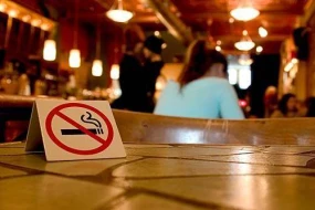 Azərbaycanda siqaret çəkən qadınların sayı açıqlandı