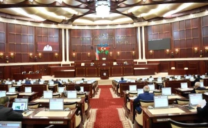 Milli Məclis bu tarixdə toplaşır - Gündəlikdə 20 məsələ var