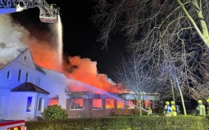 Almaniyada anbarda yanğından dəyən zərər milyonlarla avro ola bilər 