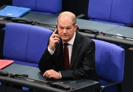 Şolts Culaniyə zəng etdi