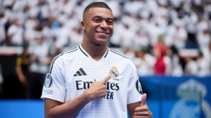 Kilian Mbappe tarixi rekorda imza atdı
