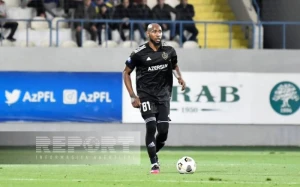 \"Qarabağ\" \"Neftçi\" ilə oyunda azlıqda qaldı
