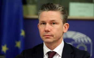 \"ABŞ Avropadakı hərbi mövcudluğunu azalda bilər\" - Pol Conson