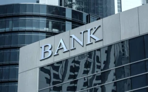 Bu bankların əmlakları satışa çıxarılır