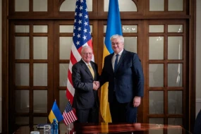 Ukrayna XİN rəhbəri Keyt Kelloq ilə görüşdü 