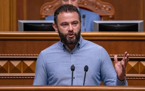 Ukrayna prezidentliyinə namizədliyini irəli sürdü 