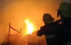 Sumqayıtda fərdi yaşayış evində yanğın olub - VİDEO