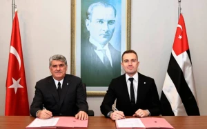\"Beşiktaş\" qapıçısı ilə müqavilə müddətini artırdı