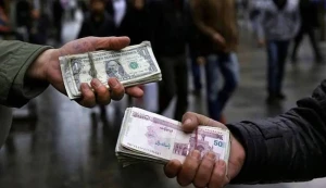 İranda dolların məzənnəsi rekord səviyyəyə çatdı