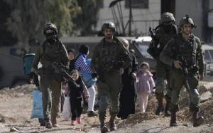 İsrail 110 fələstinli məhbusu azad edəcək 