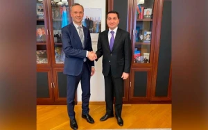 Litvanın səfiri Hikmət Hacıyevlə görüşdü