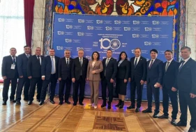 Vəkillər Kollegiyasının nümayəndə heyəti Qırğızıstanda rəsmi səfərdə oldu - Fotolar