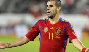 Sabiq futbolçu karyerasını bitirdi