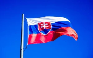 Slovakiya Rusiyaya qarşı sanksiyaların ləğv edilməsini tələb edir