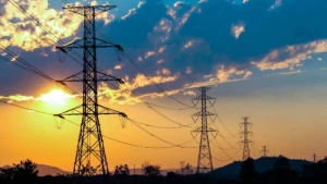 Elektrik xətlərinin altında evləri olanlara ŞAD XƏBƏR
