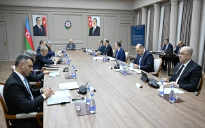 Baş nazir iclas keçirdi - Tapşırıqlar verdi