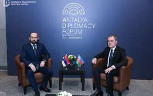 Azərbaycan və Ermənistan XİN rəhbərləri görüşdü 