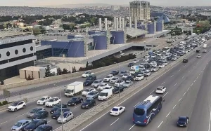 Hazırda bu yollarda tıxac var - SİYAHI