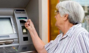 Bu şəxslər pensiyaya 5 il tez çıxacaq - RƏSMİ