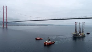 Çanaqqala boğazı tranzit gəmi keçidlərinə BAĞLANDI