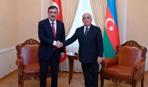 Əli Əsədovla Cevdet Yılmazla danışdı