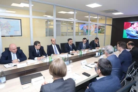 Rafiq Aslanov Macarıstanın Azərbaycandakı səfirini qəbul etdi - FOTO