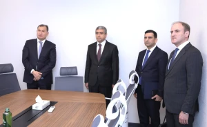 Nazir Azərbaycan Həmkarlar İttifaqları Konfederasiyasının yeni mərkəzində - FOTOLAR