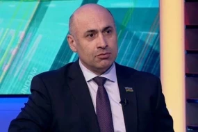 Milli Məclisin deputatı Moskva aeroportunda saxlanıldı