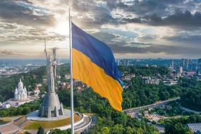 Britaniya Ukrayna bayraqlarını qadağan edəcək&nbsp;