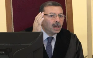 Azad Məcidov təqaüdə göndərildi