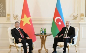 İlham Əliyevlə To Lamın məhdud tərkibdə görüşü başladı
