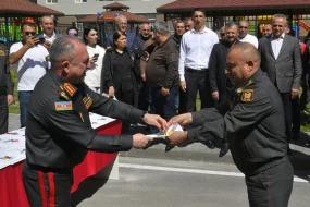 Bu hərbçilərə mənzillər təqdim olundu