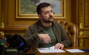 Zelenski həmin qanunu imzaladı