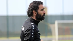 Vaqif Cavadovun yerini o tutacaq