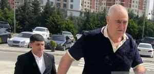Şərurlu İsfəndiyar məhkəməyə gəldi