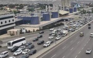 Bu yollarda tıxac var&nbsp;