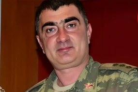 Maşınını yandıran hərbçi DANIŞDI