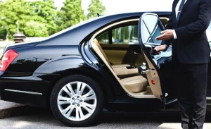 Bu qurum 205 minə xidməti avtomobil alır