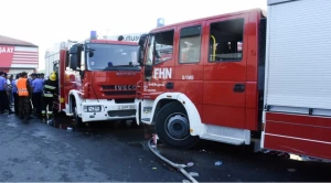 Bakıda mənzildə YANĞIN - 2 nəfər təxliyə edildi